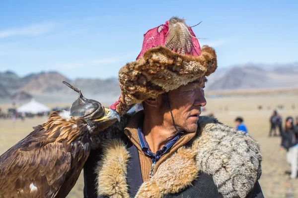 Kazajstán Golden Eagle Hunter — Foto de Stock
