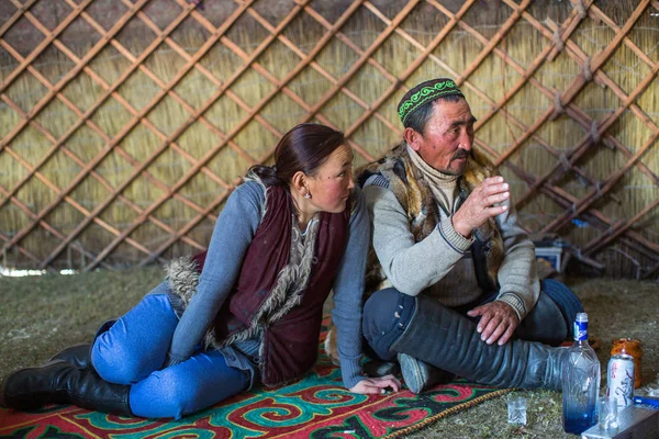 Sagsai Bayan Olgiy Mongolia Sep 2017 Kazakh Family Hunters Golden — ストック写真