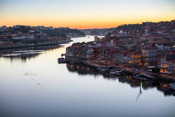 Bovenaanzicht Van Rivier Douro Ribeira Promenade Schemering Porto Portugal — Stockfoto
