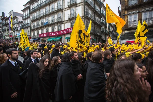 Porto Portugal Mei 2017 Deelnemers Van Queima Das Fitas Parade — Stockfoto