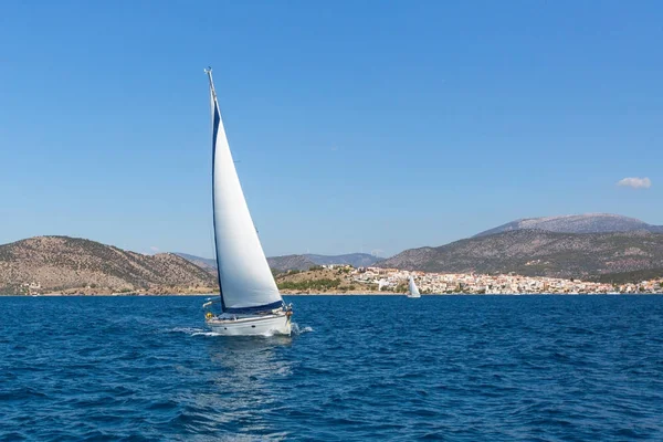 Segelschiff Yachten Regatta Auf Der Ägäis — Stockfoto