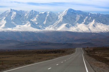 CHUYA karayolu, dağ Kuzey-Chuya ridge, Altay Dağları, Rusya Federasyonu.