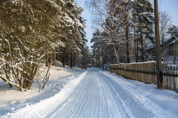 Snowy village outdoors in the Karelia at winter, Russia. — Stock Image Snowy Village Outdoors Karelia Winter Russia Stock Picture