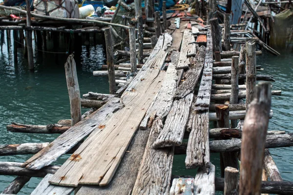 Ahşap Plakalar Balıkçı Köyü Iskele Yapılmış — Stok fotoğraf
