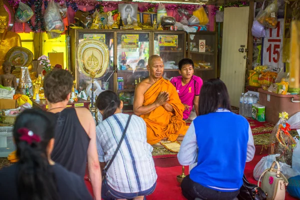 Koh Chang Tailandia Mar 2018 Monje Durante Celebración Del Día —  Fotos de Stock
