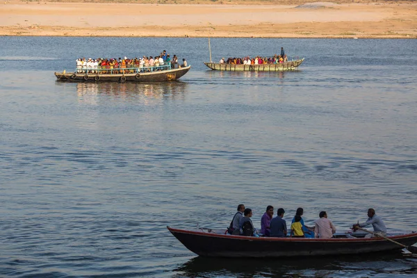 Varanasi Indie Březen 2018 Banky Svaté Řeky Gangy Podle Legendy — Stock fotografie