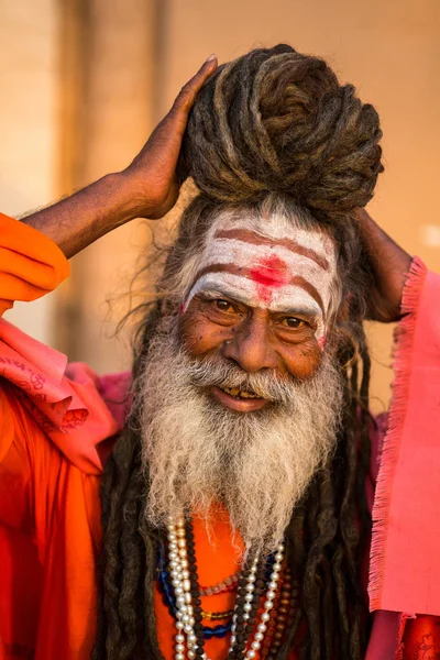 Varanasi India Mar 2018 Sadhu Baba Holy Man Ghats Ganges — Stock Photo, Image