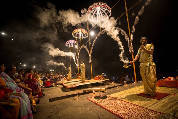 Varanasi India Mar 2018 Group Priests Perform Agni Pooja Sanskrit — Stock Photo, Image