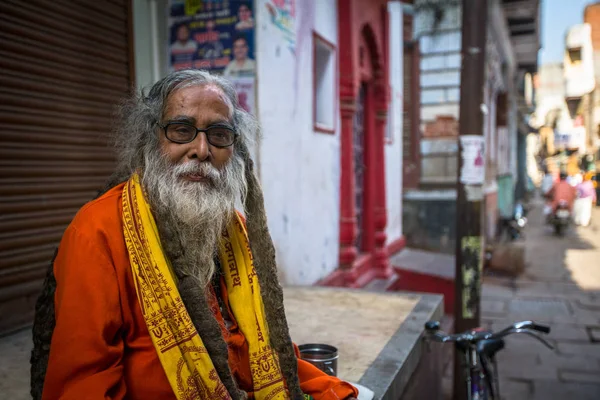 Varanasi India Mar 2018 Sadhu Baba Holy Man Ghats Ganges — Stock Photo, Image