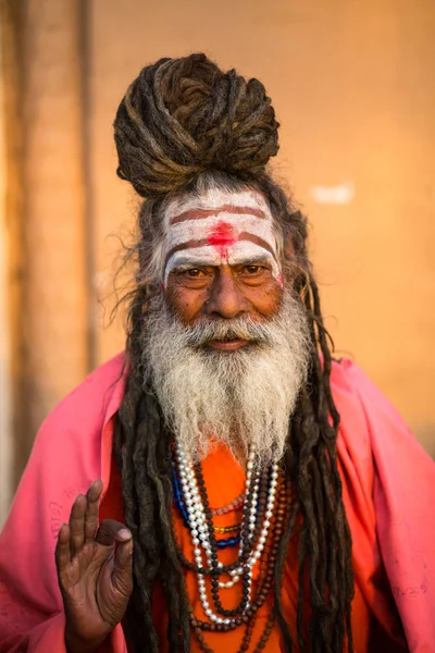 Varanasi Indien März 2018 Sadhu Oder Baba Heiliger Mann Auf — Stockfoto