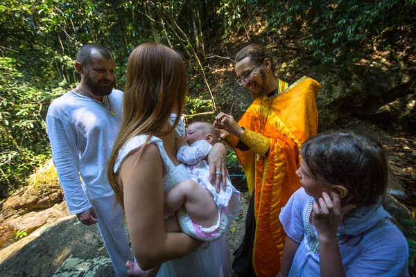 Koh Chang Thailand Mar 2018 Durante Ritos Batismo Imersão Água — Fotografia de Stock