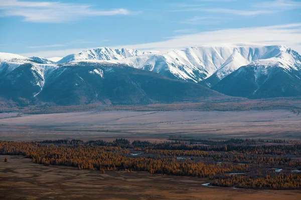 Landscape of the Altai mountains in Altai Republic, Russia. — Stock Image Landscape Altai Mountains Altai Republic Russia Stock Image