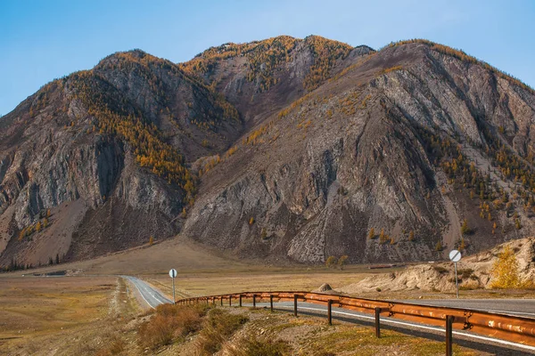 Estrada Chuya Chuysky Trakt República Altai Rússia — Fotografia de Stock