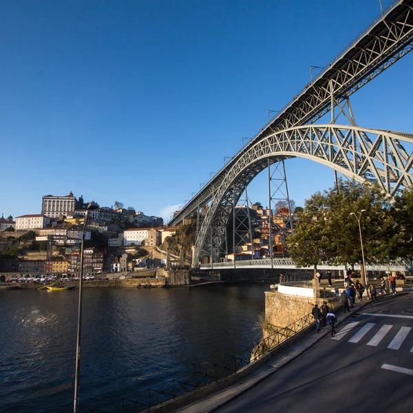 Porto Portugalsko Února 2017 Pohled Řeku Douro Most Dom Luis — Stock fotografie