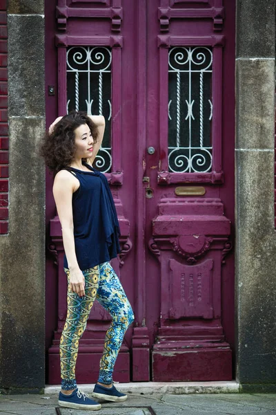 Young Asian Multicultural Woman Poses Old Doors Street Porto Portugal — Stock Photo, Image