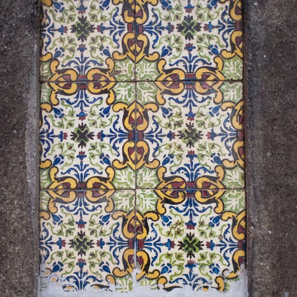 Traditionell Gammal Kakel Vägg Gatan Portugisiska Målade Tenn Glaserade Azulejos — Stockfoto