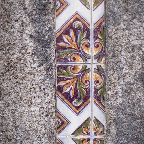 Pared Tradicional Baldosas Antiguas Calle Portugués Pintado Con Estaño Azulejos — Foto de Stock