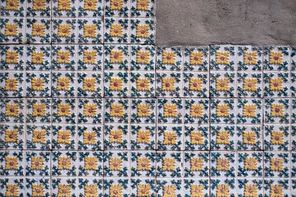 Traditional Old Tiles Wall Street Portuguese Painted Tin Glazed Azulejos — Stock Photo, Image