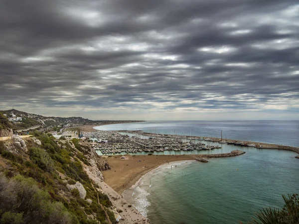 Garra görüntüden / görüntü Garraf kıyıları Barselona littoral plajlarından