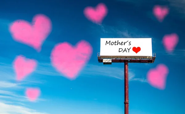 Anneler günü poster yürekleri