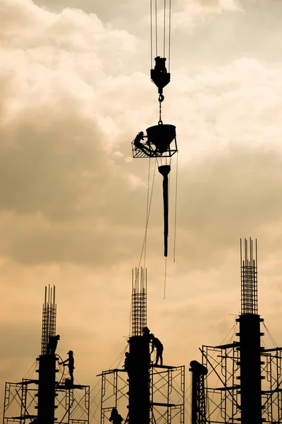 Construction site silhouette — Stock Photo, Image