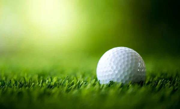 Golf ball on fairway — Stock Photo, Image