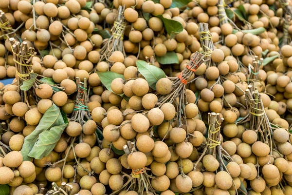 Longano fresco di frutta tropicale — Foto Stock