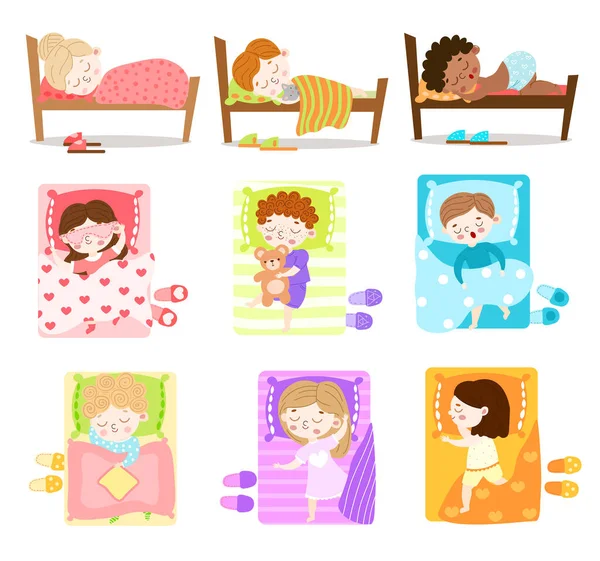 Yataklarında uyuyan bir grup küçük kız ve erkek. Çizgi film tarzında vektör illüstrasyonu. — Stok Vektör