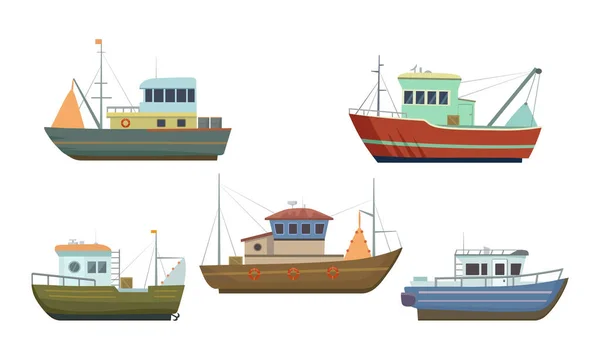 Conjunto de navios comerciais de arrasto de pesca marítima. Ilustração vetorial em estilo de desenho animado plano . —  Vetores de Stock