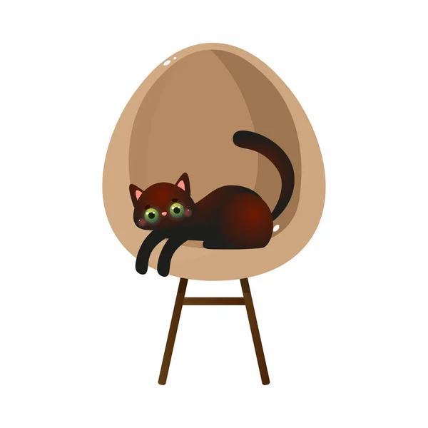 Mignon chat noir domestique personnage couché sur une chaise design crème. Illustration vectorielle en style dessin animé plat — Image vectorielle