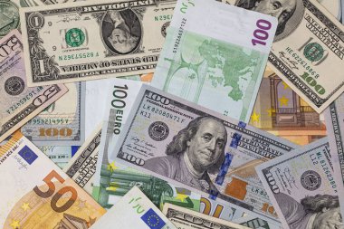 Dolar ve avro banknotlarının kapanışı
