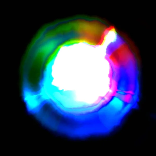 Lyshvit eksplosjon med fargede kanter – stockfoto