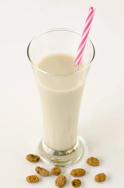 Tigris dió tej. horchata de chufa. — Stock Fotó