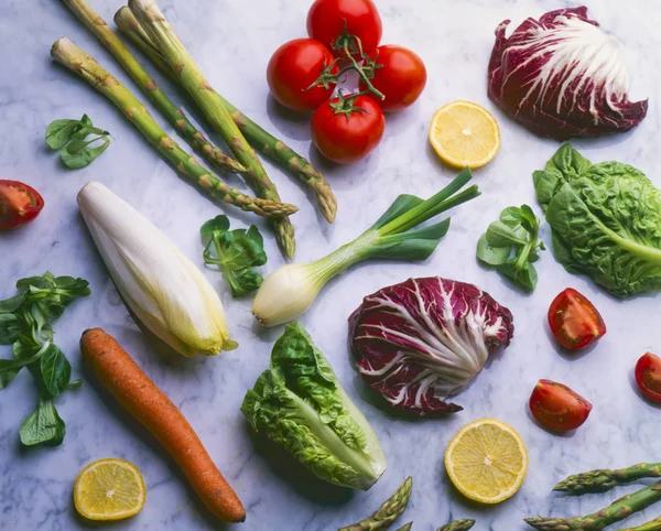 Comida saudável. Frutos e produtos hortícolas . — Fotografia de Stock