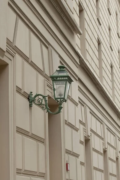 Lâmpada, luz, cidade — Fotografia de Stock