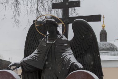 Anıt, mezar, bellek