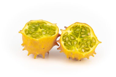 Boynuzlu karpuz meyvesi beyaz kopya boşluğunda izole