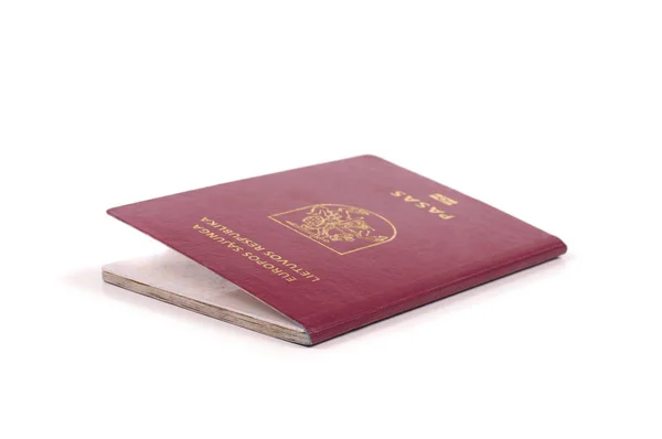 Литовский паспорт на белом фоне — стоковое фото