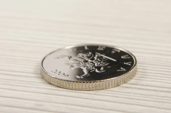 Jedna Litas historické Litevský mince — Stock fotografie