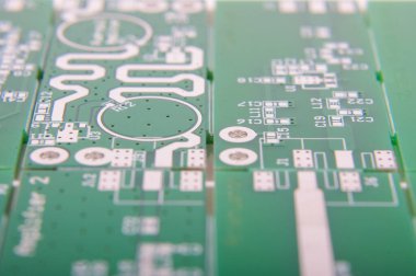 Seri üretim için V-groove v kesimi baskılı devre kartları Pcb panel teknolojik ayrımı
