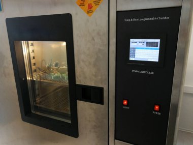 Ürün testleri için termal ve nem odası