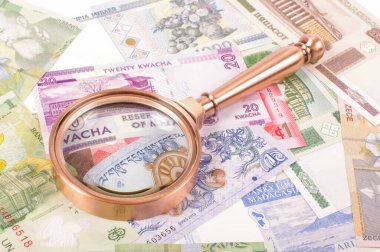 Profesyonel eski tarz büyüteç mercek teftiş için.