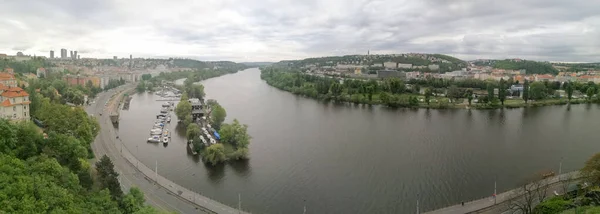 Вид Сверху Реку Влтава Чешском Городе Фюгге — стоковое фото