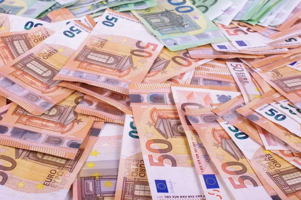 Muchos Billetes Euros Reparten Por Todas Partes Concepto Riqueza —  Fotos de Stock