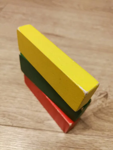 Bandeira Lituânia Construída Partir Blocos Madeira Coloridos Como Brinquedos Conceito — Fotografia de Stock