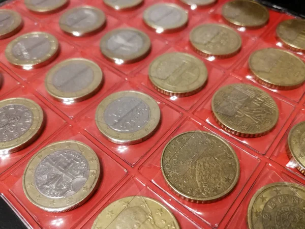 Várias Moedas Álbum Numismático Perto Hobby Numismática — Fotografia de Stock