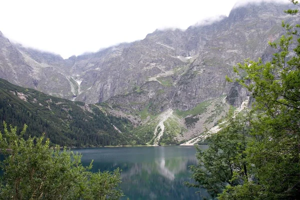 Morskie Oko 폴란드 유럽의 다다라 산에서 인기있는 곳이다 관광지 — 스톡 사진