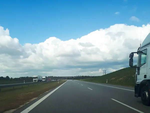 Camion Conduisant Sur Autoroute Pologne Transport Charges Lourdes — Photo