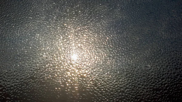 Gotas Agua Sobre Vidrio Con Fondo Luz Solar — Foto de Stock