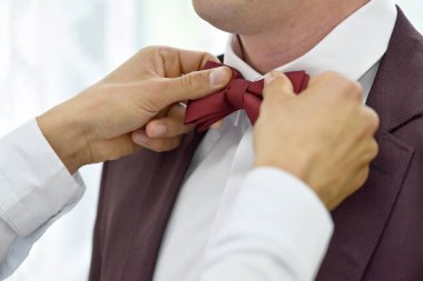  Damat Klasik Kelebekleri Bağlıyor